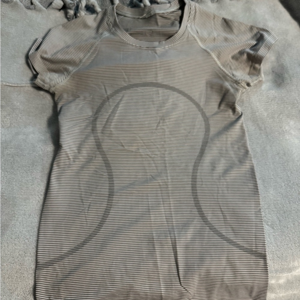 lululemon athletica Gray Striped Short Sleeve Tee